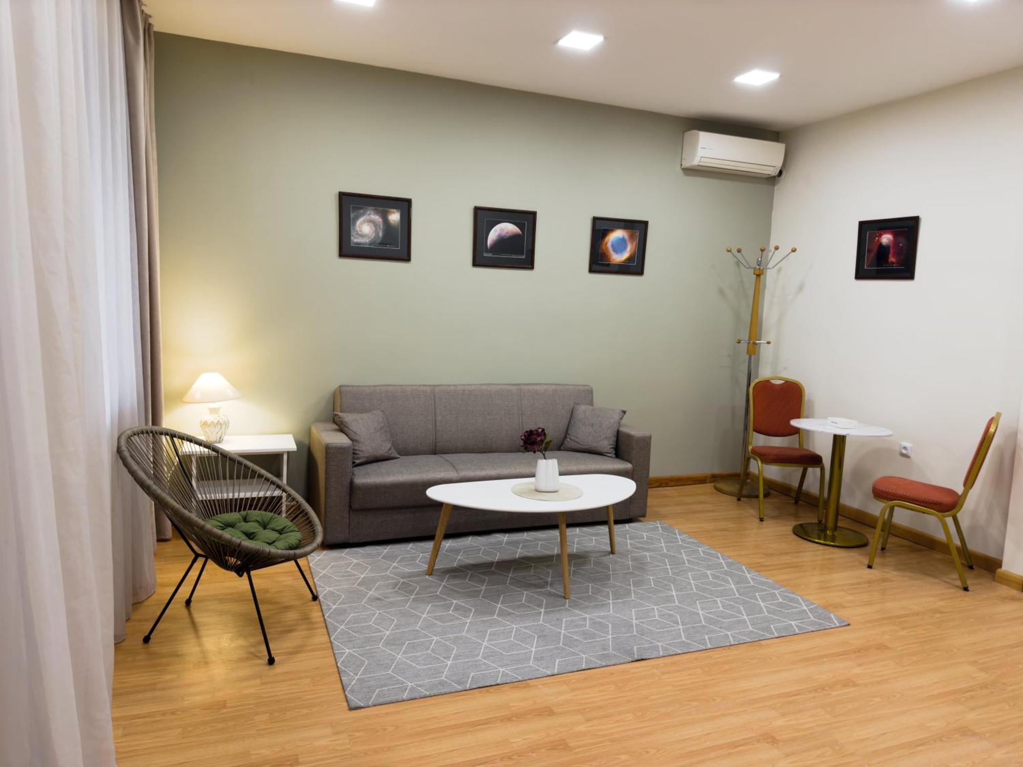 Rest Apartments By Nava Hotel Yerevan Ngoại thất bức ảnh